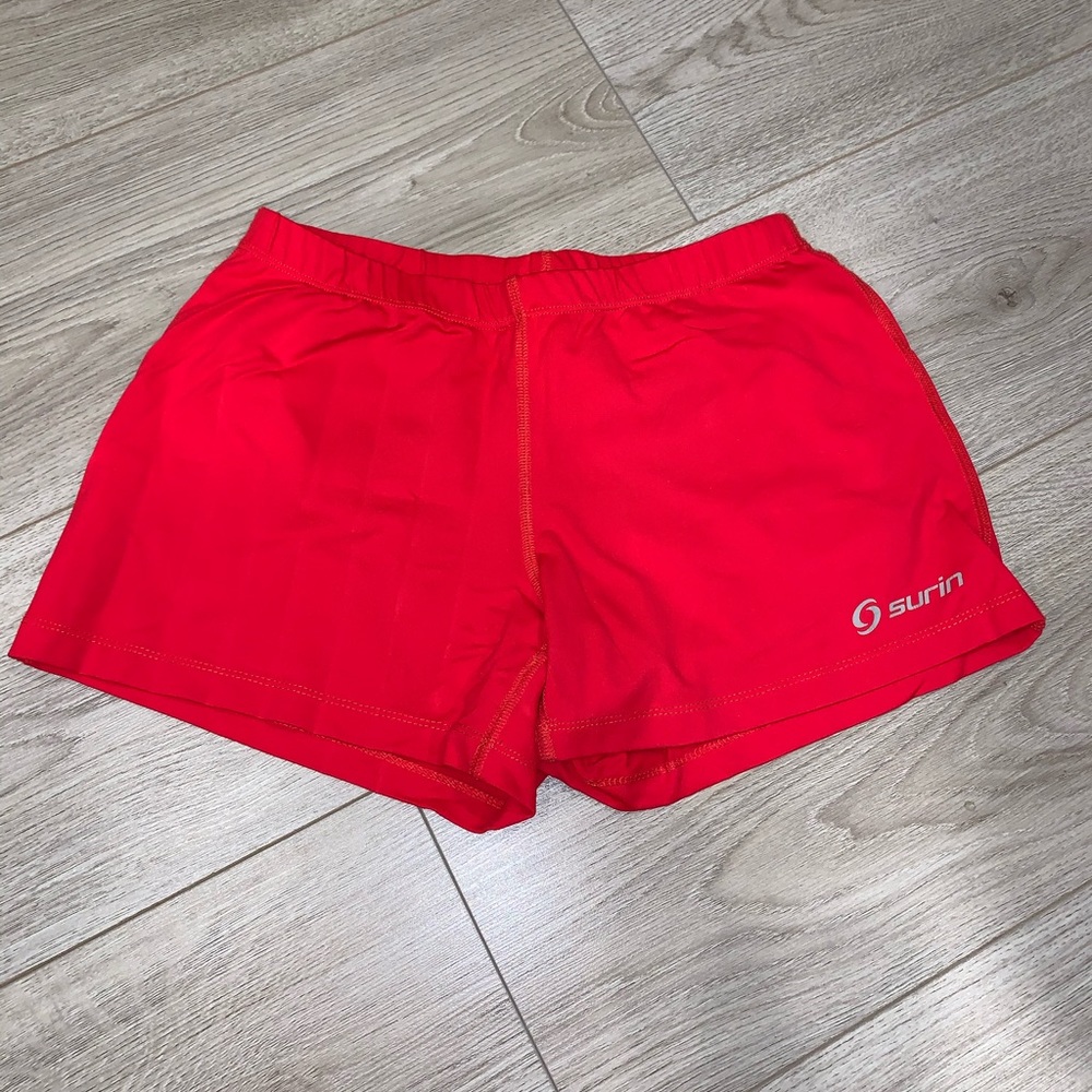 SURIN Sport red shorts (S)